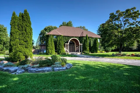 215 Georges Road, Prince Edward County, ON K0K 2T0
