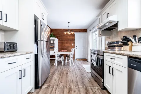 371 RIVERSIDE Drive, Welland, ON L3C 5E8