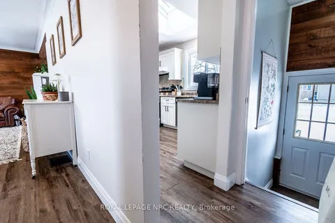 371 RIVERSIDE Drive, Welland, ON L3C 5E8