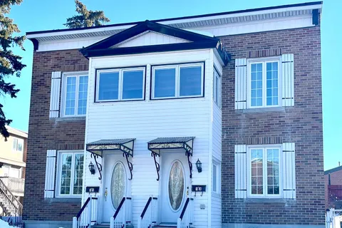 11 &amp; 13 Nelson St, Lower Town - Sandy Hill, ON K1N 7R1