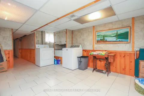 11 & 13 Nelson St, Lower Town - Sandy Hill, ON K1N 7R1