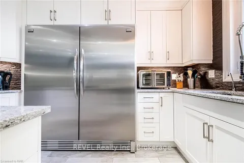 35 COUNTRYSIDE Dr, Welland, ON L3C 6Z2