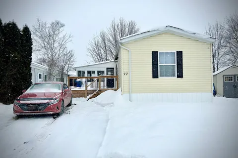 77 PINEHURST, Petawawa, ON K8H 2H2