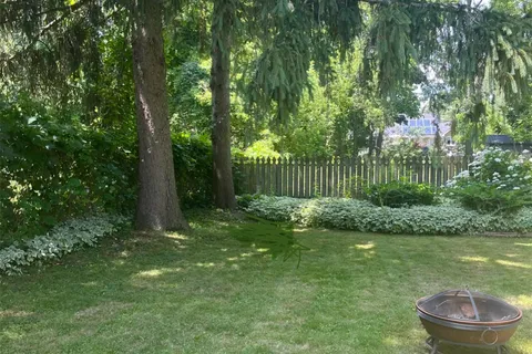 18 Elm Street, Prince Edward County, ON K0K 2T0