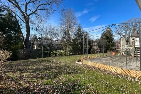 18 Diamond Cres, Belleville, ON K8N 5G6