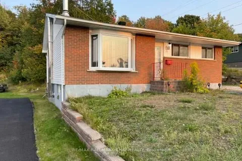 85 Mississauga Avenue, Elliot Lake, ON P5A 1E1