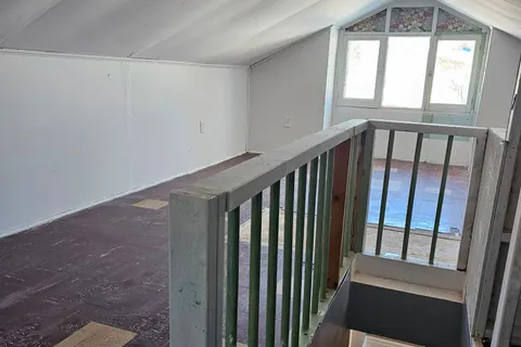 160 Elizabeth Ave, Peterborough, ON K9H 5E3