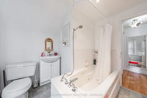 20 York Street, Welland, ON L3B 4A6