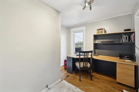 167 Balsam Ave, Hamilton, ON L8L 6Y4