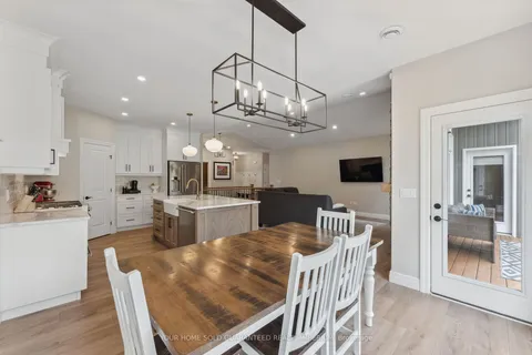 31 Schmidt Way, Quinte West, ON K8V 5P4