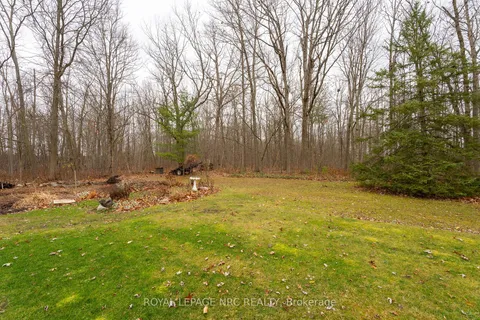 2668 Point Abino Rd, Fort Erie, ON L0S 1S0