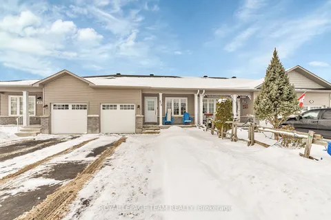 478 Honeyborne St, Mississippi Mills, ON K0A 1A0