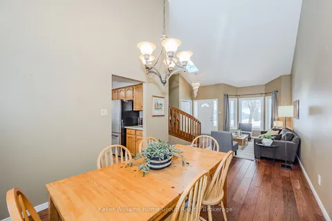 31 Pinetree Dr, Guelph, ON N1K 1P1