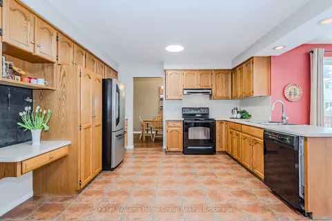 31 Pinetree Dr, Guelph, ON N1K 1P1