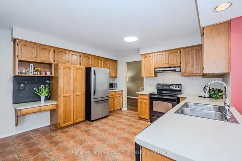 31 Pinetree Dr, Guelph, ON N1K 1P1