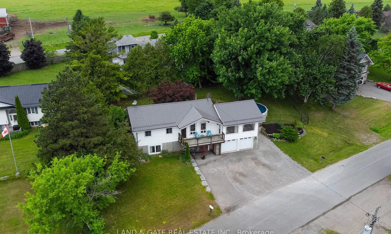 20 Park Ave, Kawartha Lakes, ON K0M 2C0