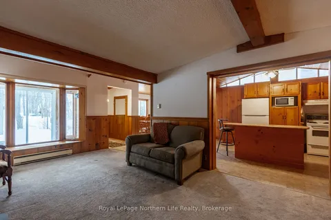 1580 Jocko Point Rd, North Bay, ON P1B 8G5