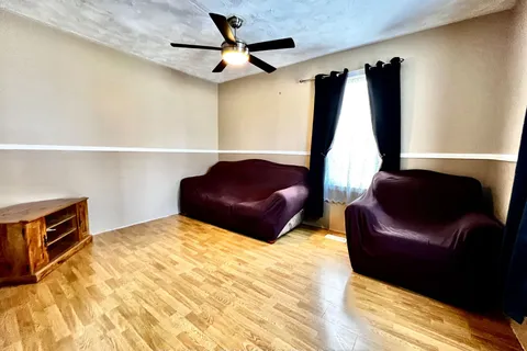 465 Somerset St, Pembroke, ON K8A 4C5