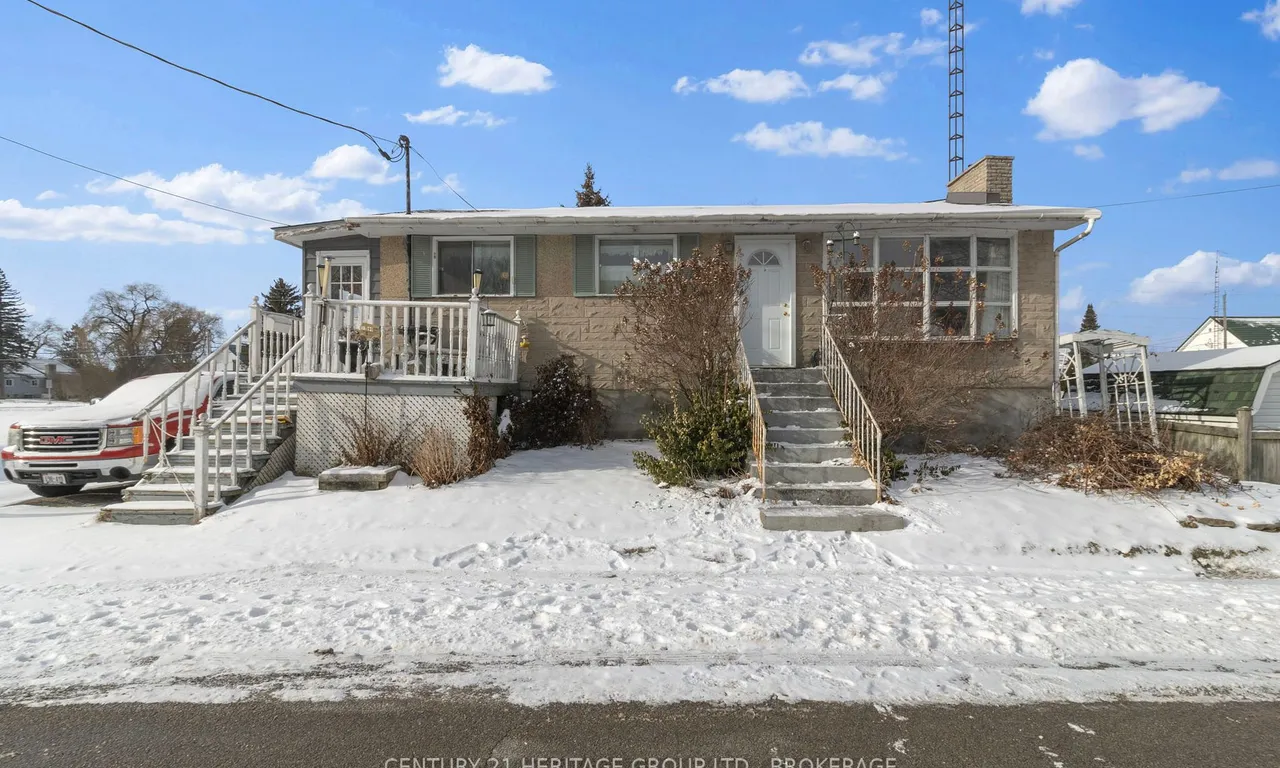 16 Laura St, Elizabethtown-Kitley, ON K0E 1M0