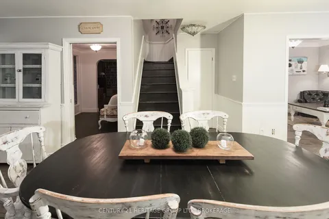 74 Metcalfe Ave, Kingston, ON K7M 2W6