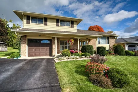 17 Philip Street, Prince Edward County, ON K0K 2T0