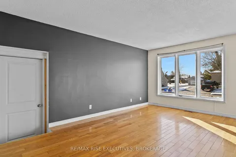 115 University Ave, Belleville, ON K8N 4Y4