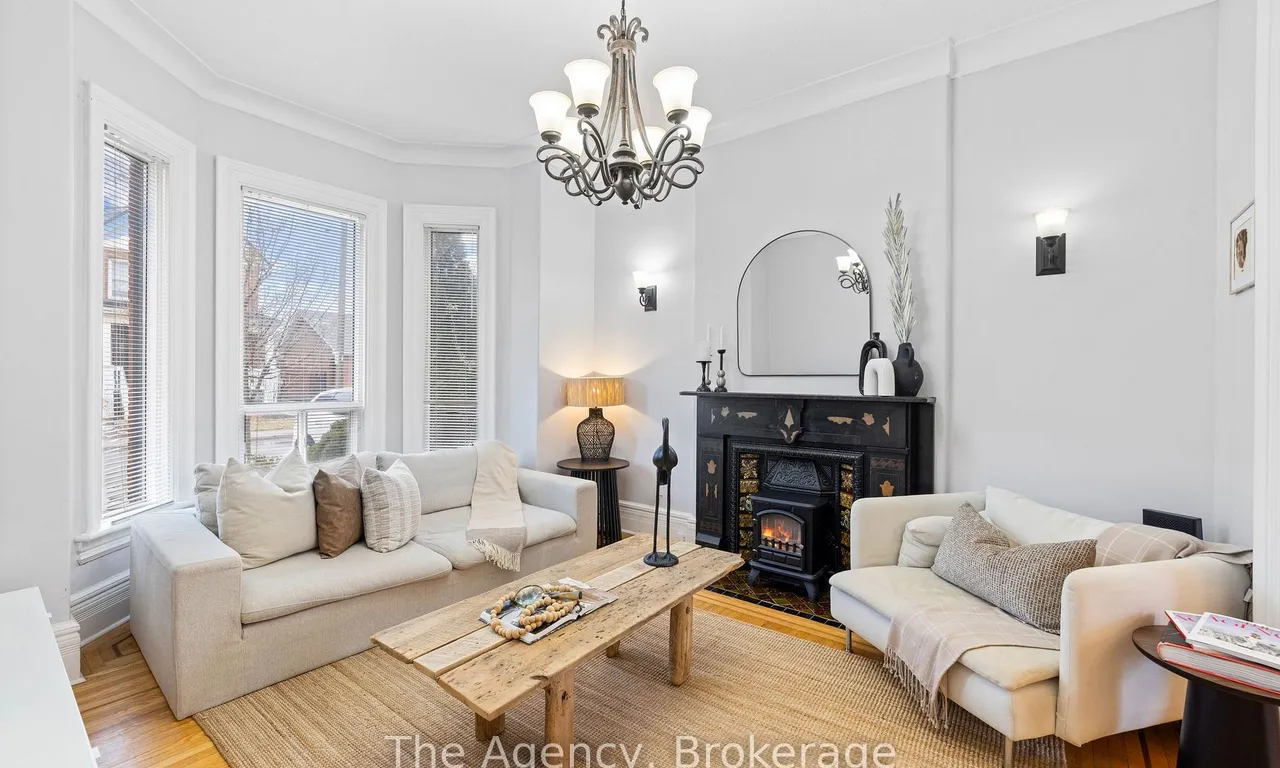 138 East Ave, Hamilton, ON L8L 5H9