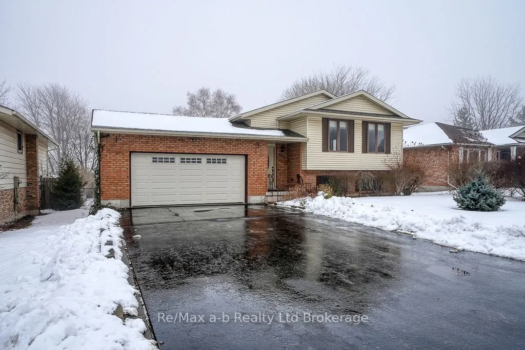 273 Whiting Street, Ingersoll, ON N5C 3B7