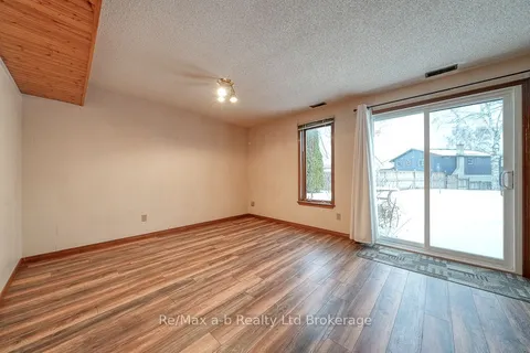 273 Whiting Street, Ingersoll, ON N5C 3B7