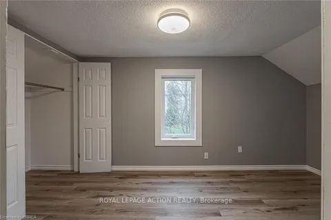 534 Mount Pleasant Road, Brant, ON N3T 5L5