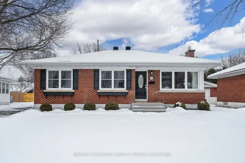 1095 Checkers Rd, Belair Park - Copeland Park and Area, ON K2C 2S5