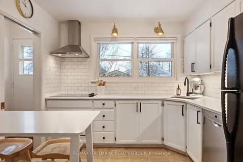 1095 Checkers Rd, Belair Park - Copeland Park and Area, ON K2C 2S5