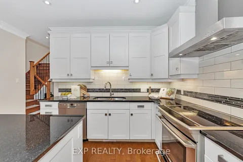 57 Columbus Ave, Overbrook - Castleheights and Area, ON K1K 1R2