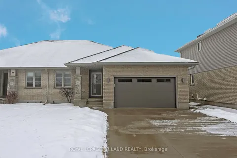 49 Blairmont Terr, St. Thomas, ON N5R 0E1