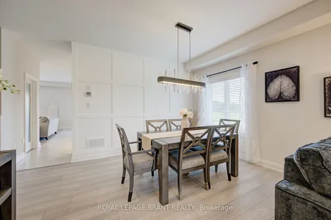 76 Pace Ave, Brantford, ON N3S 0J4