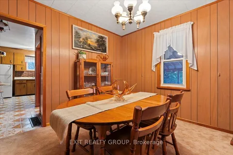 29 Richard St, Quinte West, ON K8V 1V2