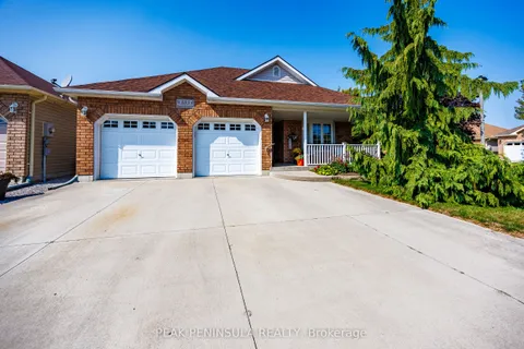 103 Upper Canada Drive, Norfolk, ON N0E 1M0