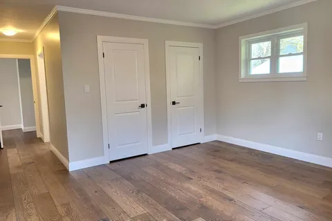 16 DELEVAN Crescent, Tillsonburg, ON N4G 3M7