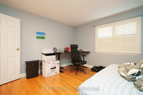 1944 RONALD Ave, Alta Vista and Area, ON K1H 5H9