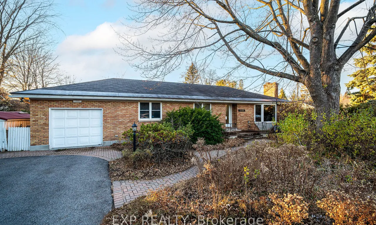 1944 RONALD Ave, Alta Vista and Area, ON K1H 5H9