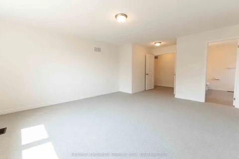 25 ORIOLE Crescent, Port Colborne, ON L3K 6E2