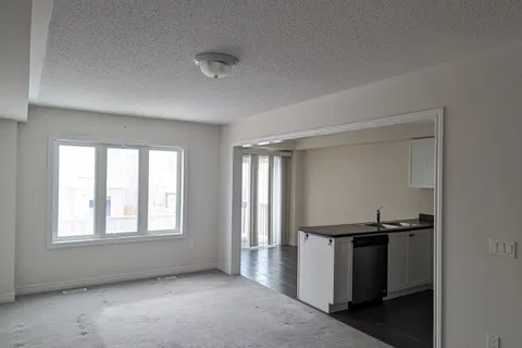 933 Cook Cres, Shelburne, ON L9V 3V1