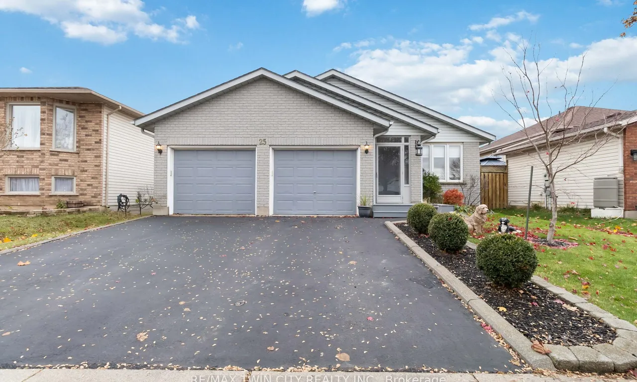 25 Killarney St, Brantford, ON N3T 6L4