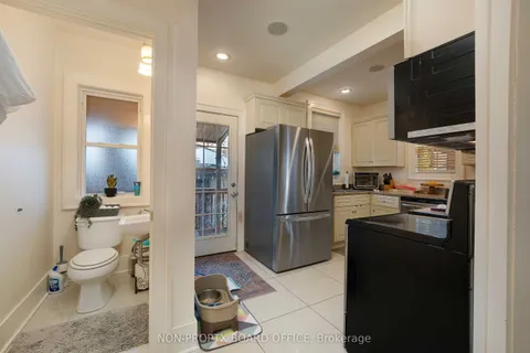 1254 Chilver Road, Windsor, ON N8Y 2L1