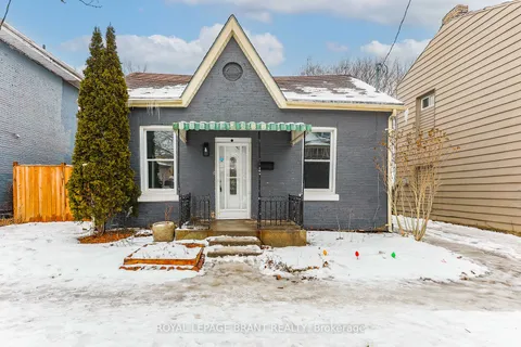 97 Peel St, Brantford, ON N3S 5M3