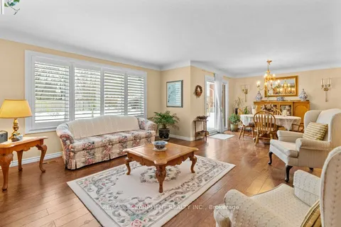 9 CULHAM Dr, Cambridge, ON N1S 2G5