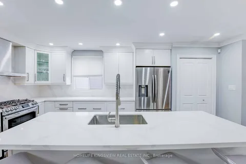 6085 WILDROSE Cres, Niagara Falls, ON L2G 7T2