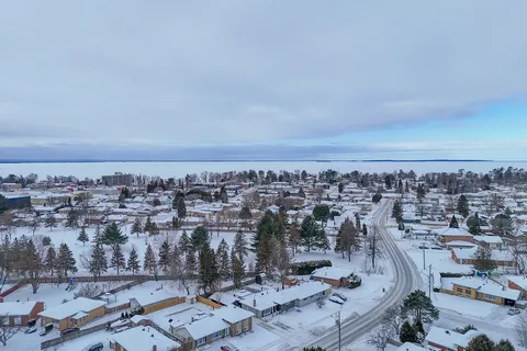 45 Joseph St, North Bay, ON P1A 1L7