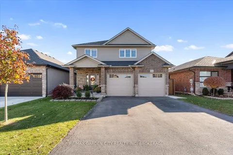 23 WILLOWBROOK Dr, Welland, ON L3C 0G1