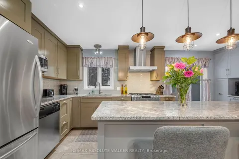 177 Cardinal Cres, Clarence-Rockland, ON K4K 1K9